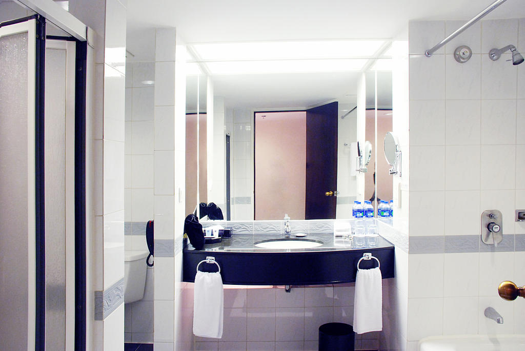 Grand Metropark Xi'An Hotel Сиан Екстериор снимка